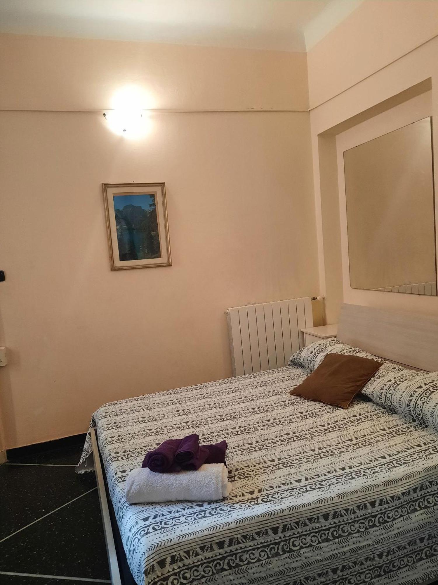 Comfortable One Bedroom With Parking Space In The Center Of * Genua