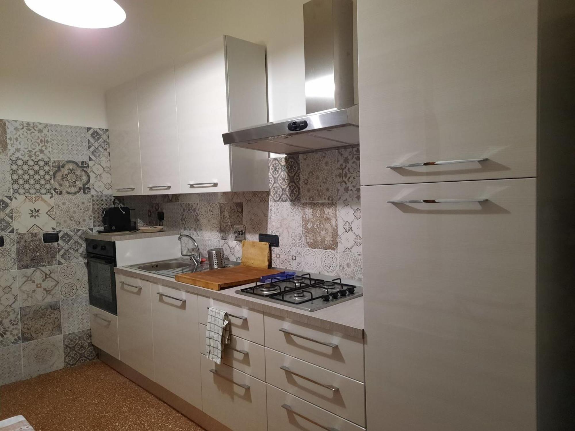 Apartment Comfortable One Bedroom With Parking Space In The Center Of
