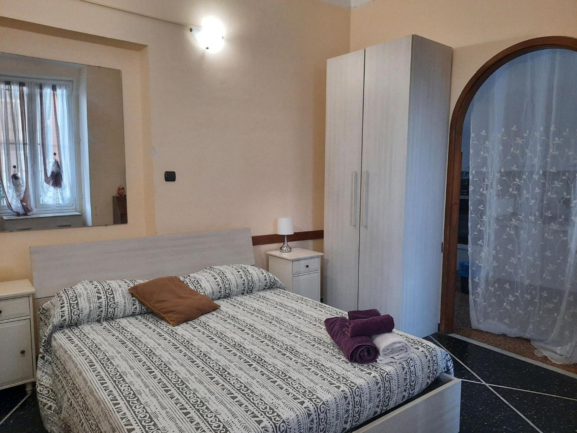 Comfortable One Bedroom With Parking Space In The Center Of Apartment *